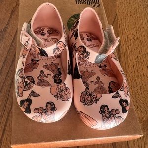 Mini Melissa disney princess toddler size 5 jelly shoe